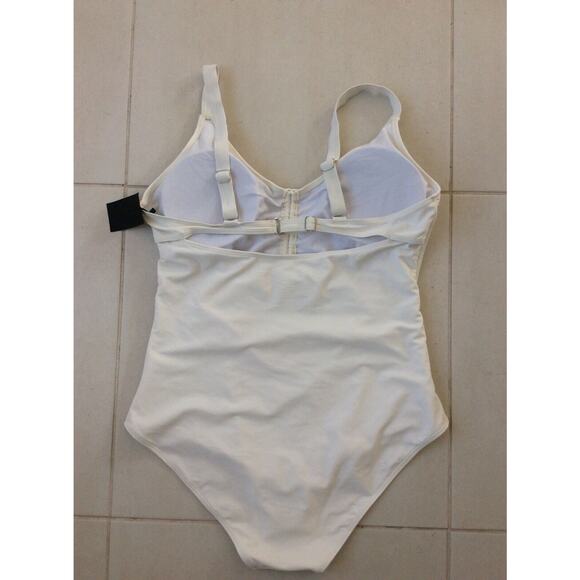 Daci Swim One Piece Swimwear Cut Out Swimsuit - Picture 5 of 9